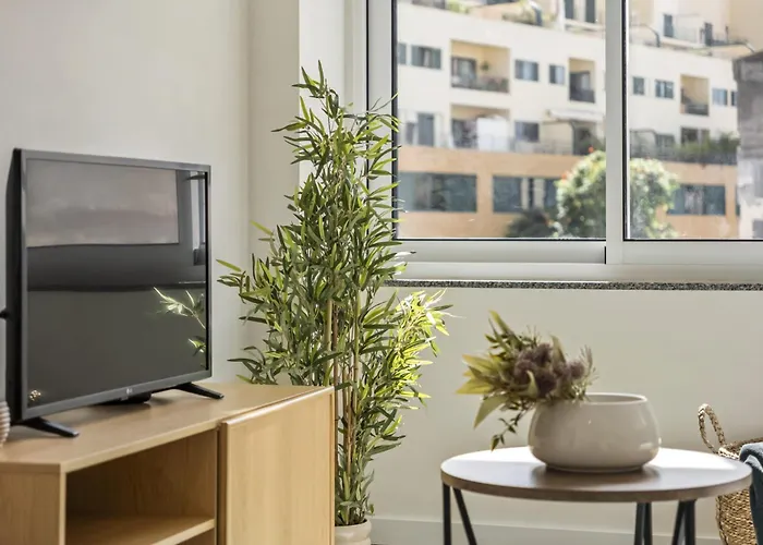 Carmo Charm By Homie * 丰沙尔